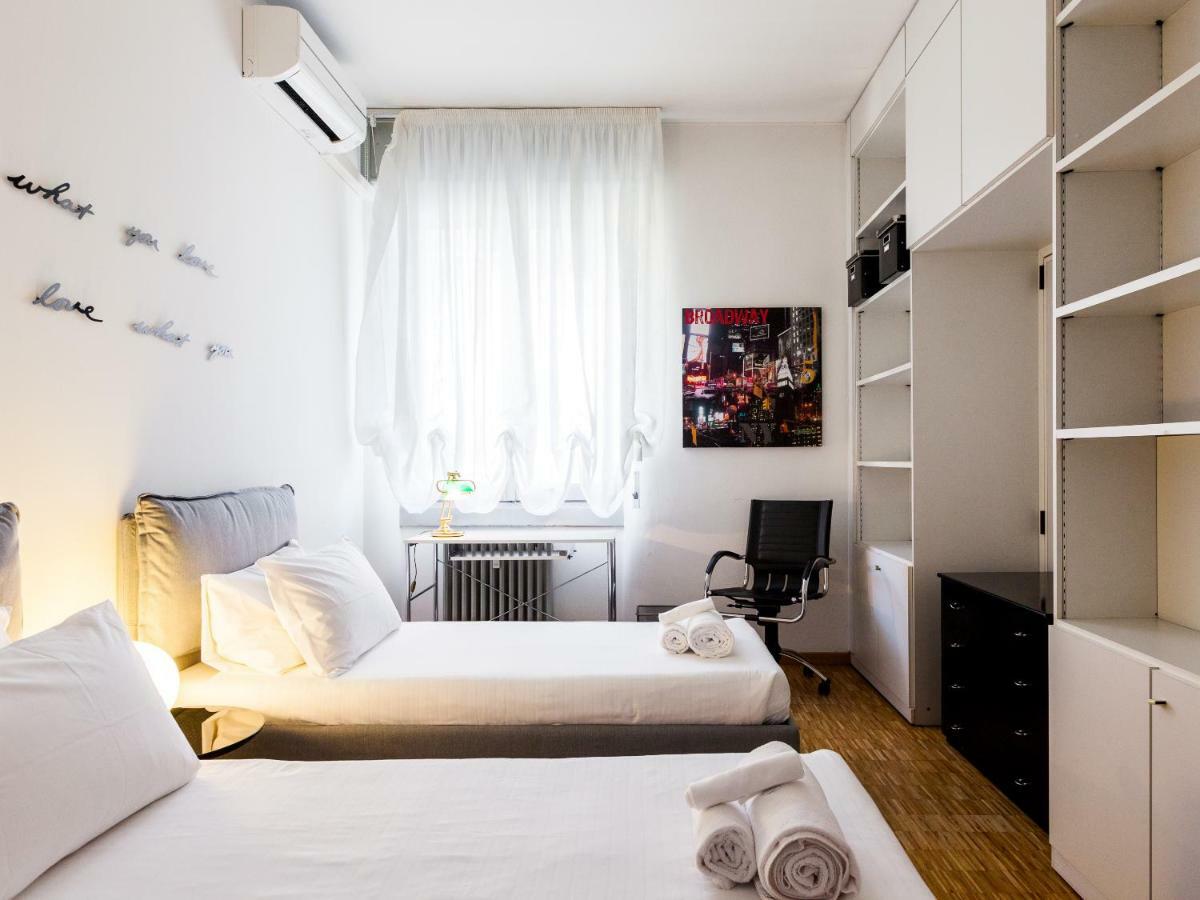 Easyhomes - Corso Vercelli Milan Bagian luar foto