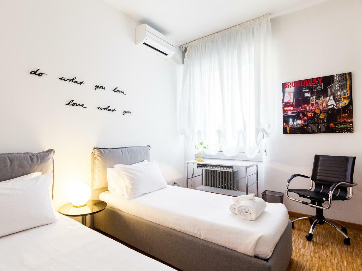 Easyhomes - Corso Vercelli Milan Bagian luar foto